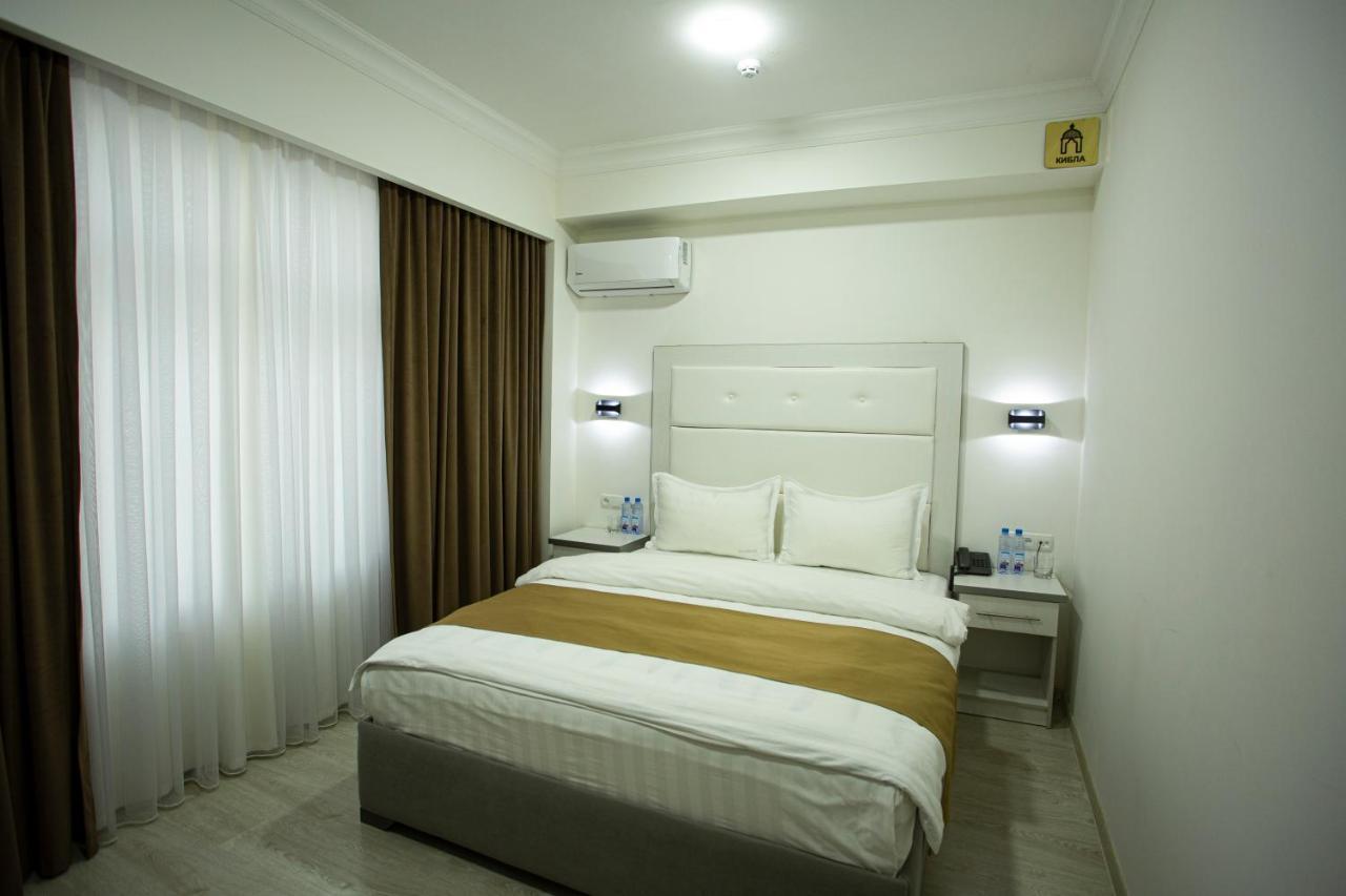 Viva Hotel Tashkent Luaran gambar